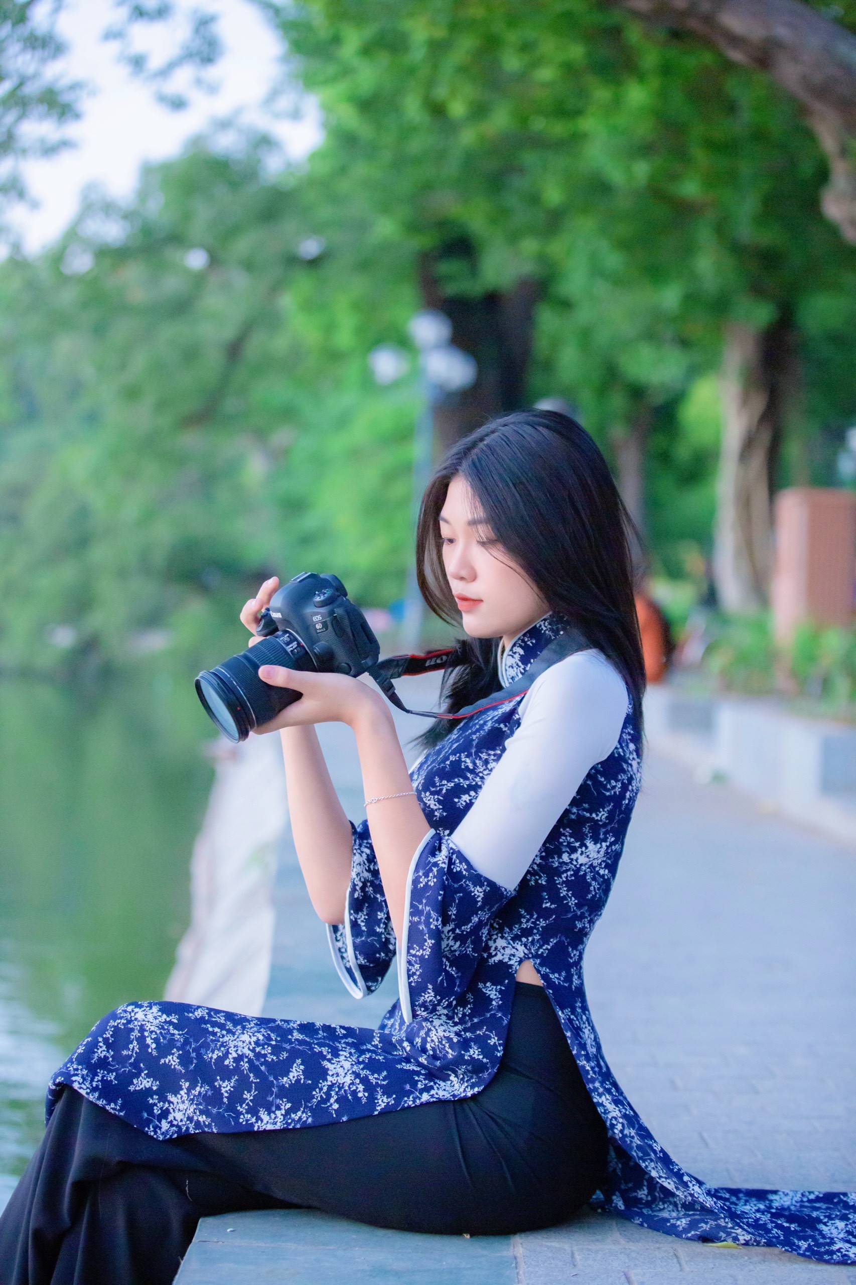 Quan điểm về vẻ đẹp hiện đại của người phụ nữ Việt Nam